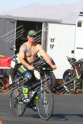 media/Apr-10-2022-SoCal Trackdays (Sun) [[f104b12566]]/Around the Pits/